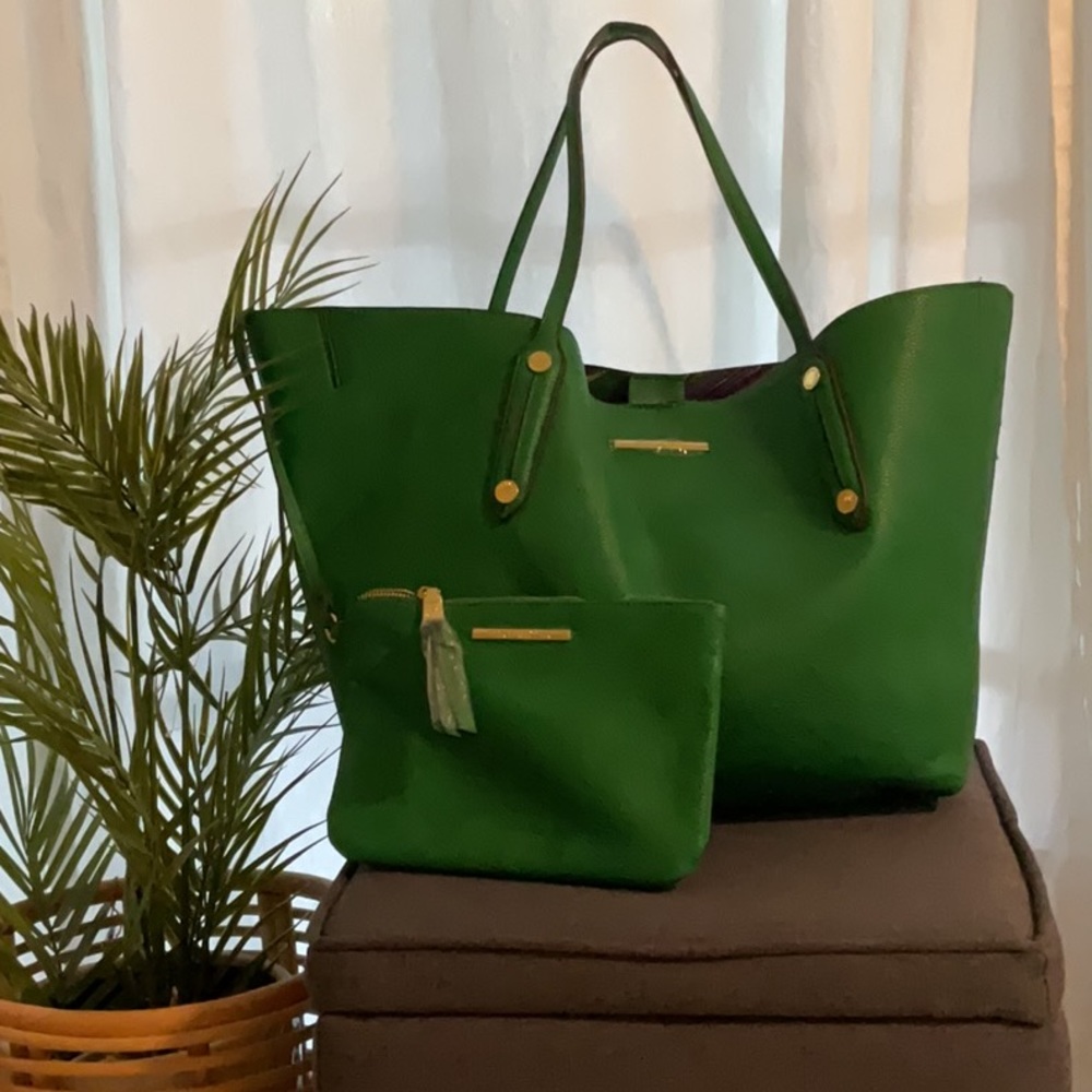 NWOT Steve Madden Large Tote bag gorgeous tote bag in green color